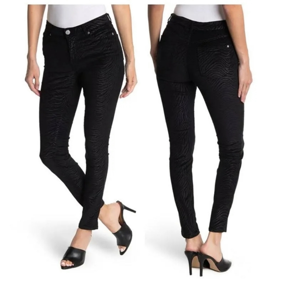 NWT Ted Baker Dehbra Zebra Skinny Jeans in Black Velvet.